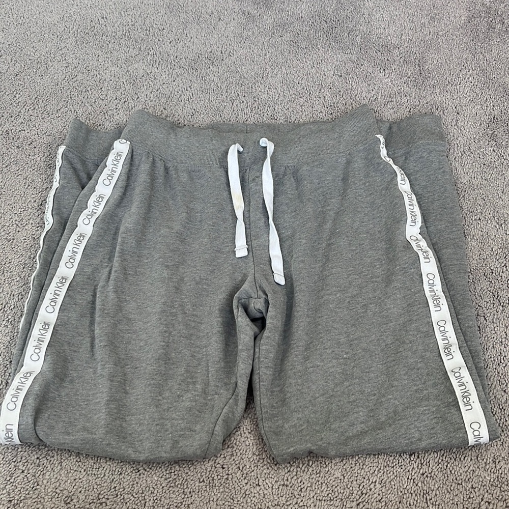 women’s small grey calvin klein sweatpants